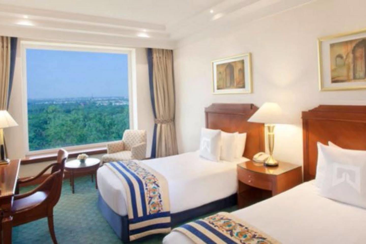 Sheraton New Delhi Hotel Zewnętrze zdjęcie